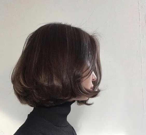 Seni Menata Rambut Pendek yang Menawan