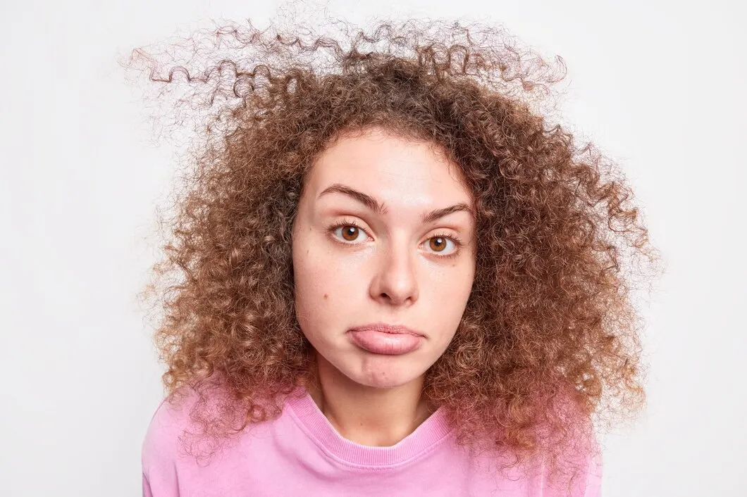 Tips dan Trik Merawat Rambut Keriting Agar Tetap Sehat dan Berkilau