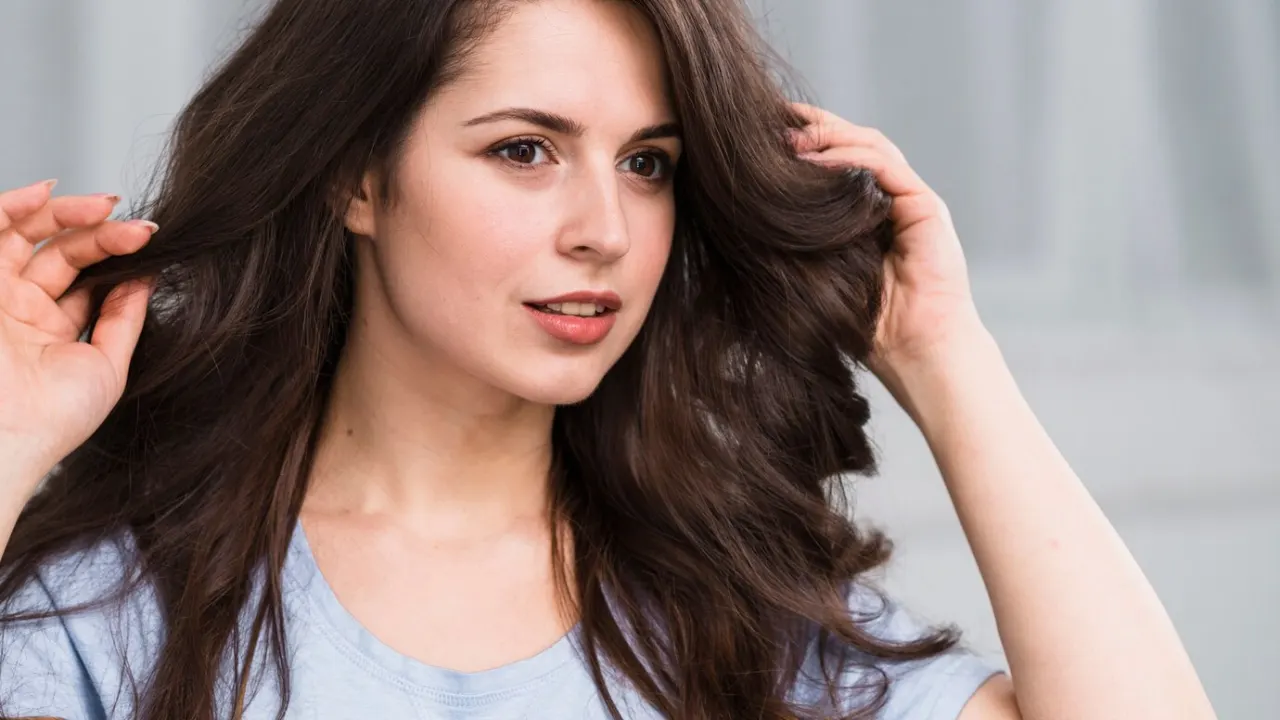 Ritual Malam untuk Rambut Panjang: Cara Merawat Sebelum Tidur Agar Bangun dengan Rambut Indah