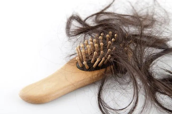 Kapan Rambut Rontok Dianggap Tidak Normal? Kenali Tandanya!