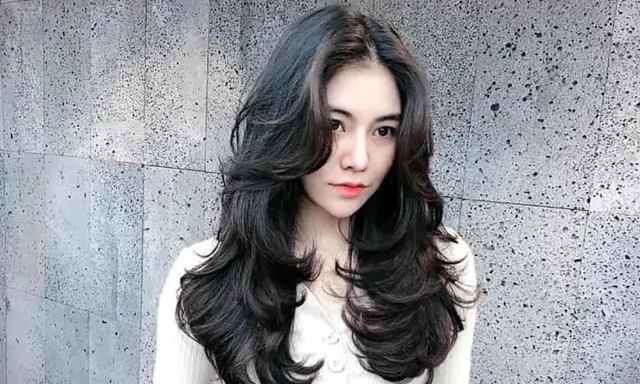 Mengungkap Misteri Model Rambut Shaggy Layers: Revolusi Kecantikan Abad Ini yang Menggelegar