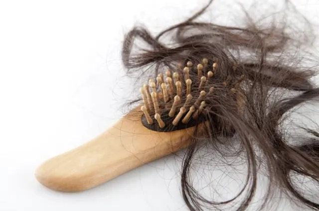 Kapan Rambut Rontok Dianggap Tidak Normal? Kenali Tandanya!