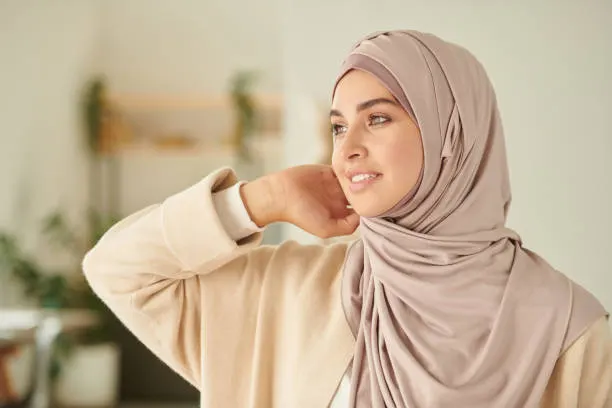 Bahan Hijab yang Aman untuk Kesehatan Rambut: Nyaman Dipakai, Rambut Tetap Sehat!