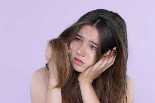 Air Putih dan Kecantikan: Bagaimana Hidrasi Mempengaruhi Kesehatan Rambut Anda